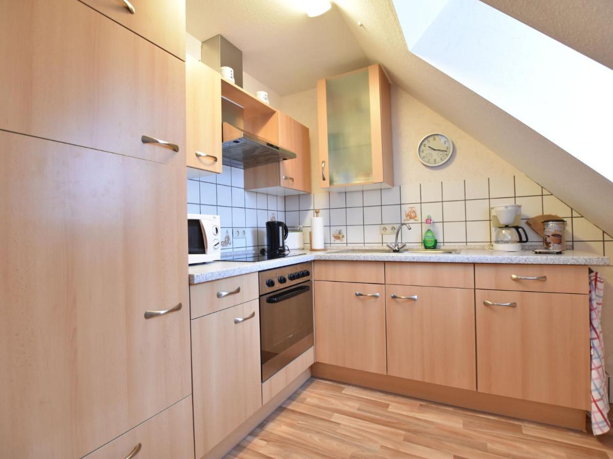 Attractive Apartment In Kluetz Near The Sea Bagian luar foto